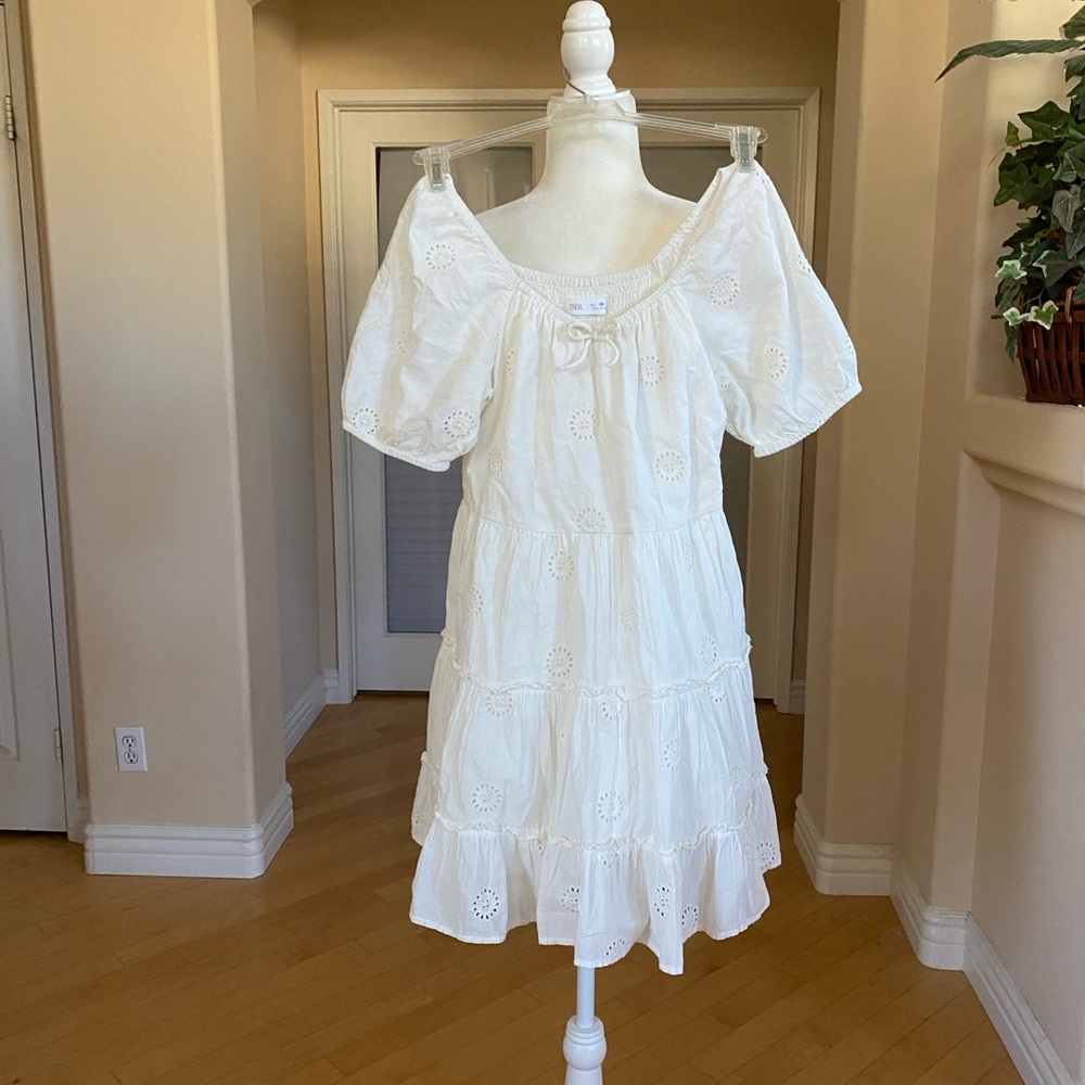 Zara Girls Eyelet Casual Cream Dress